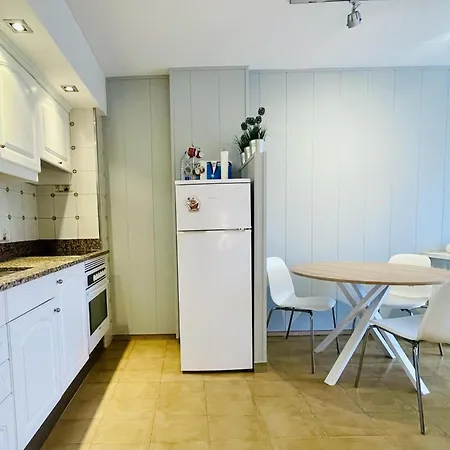 Les Salines By Costabravaway Apartment